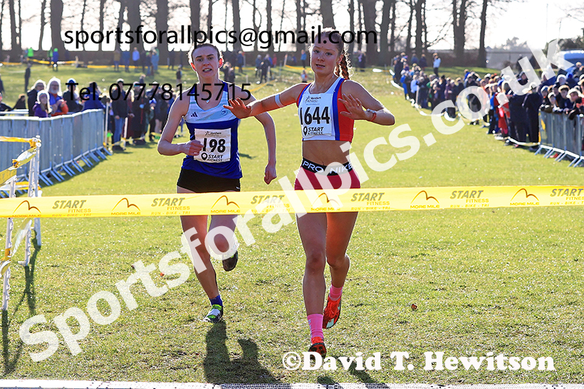 Junior Womens 2025 Northern Cross Country Champs, Tatton Park, Knutsford, Cheshire. Photo: David T. Hewitson/Sports for All Pics